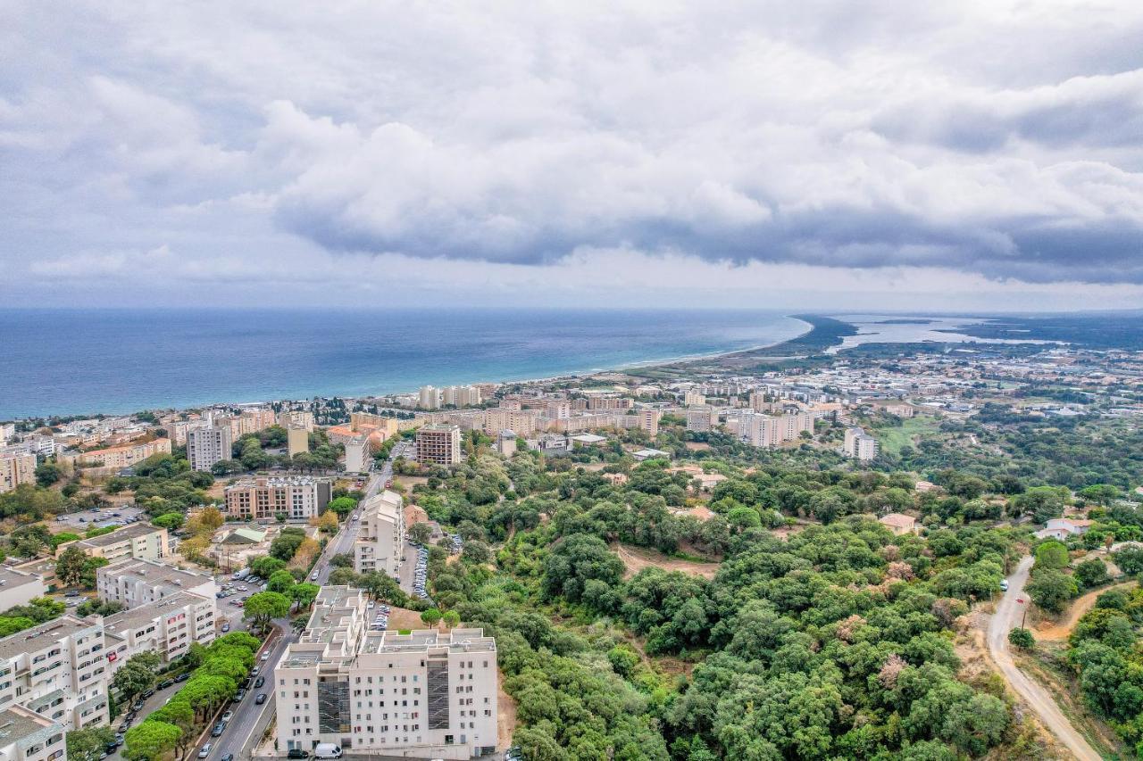 Appartement Cosy Et Spacieux Avec Jardin Et Parking Бастія Екстер'єр фото